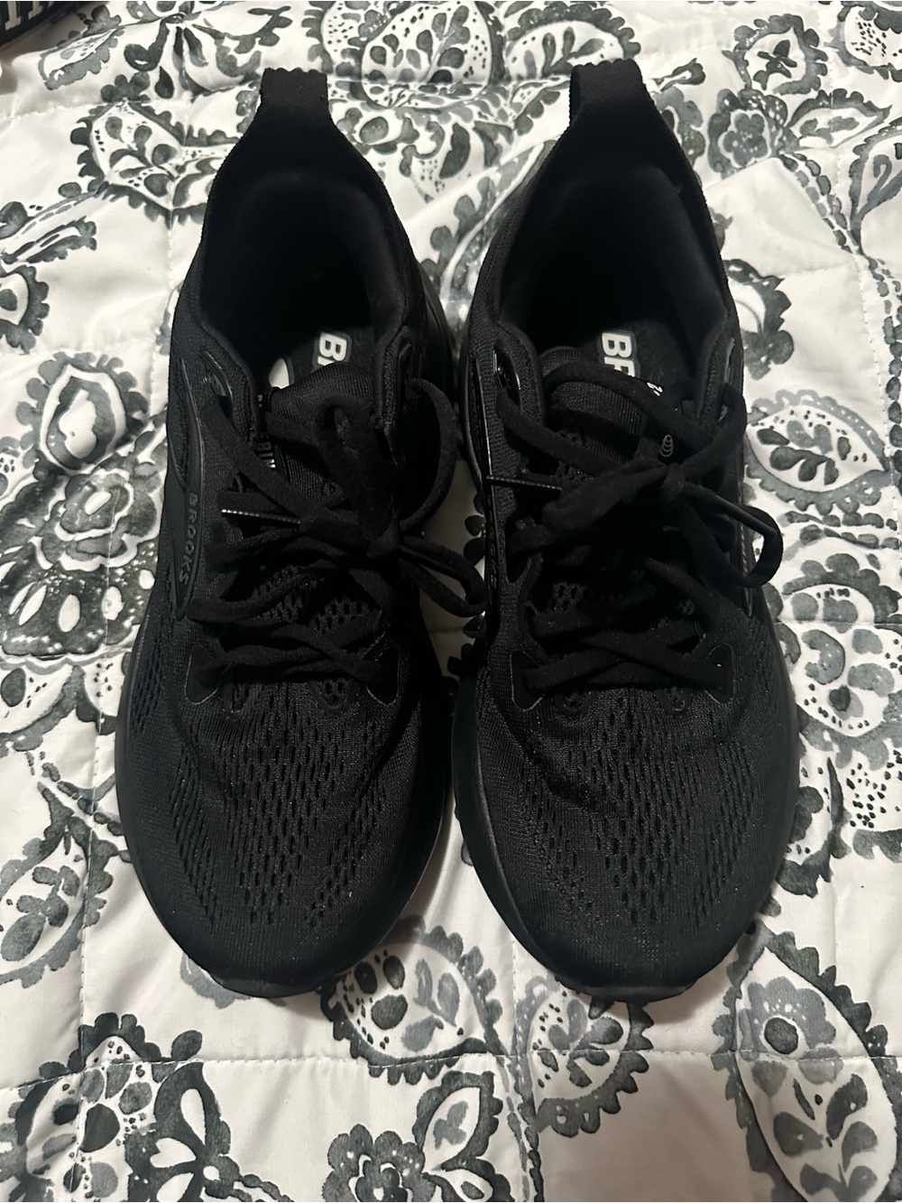 Black broke glycerin 22 Athletic Running Shoes